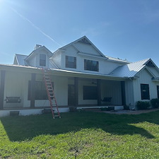 House-Washing-in-Dade-City-FL-by-The-Pasco-Pressure-Washing-Wesley-Chapels-Leading-Pressure-Washing-Company 0